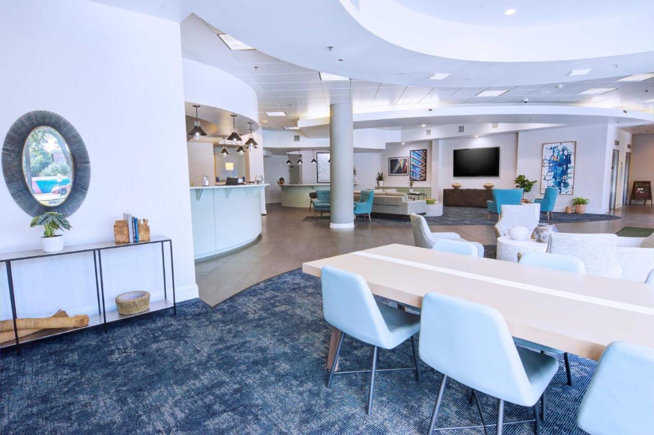 Holiday Inn Gainesville-University Center By Ihg Exterior foto